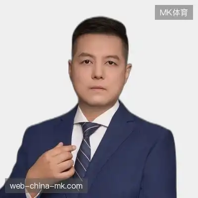 唐诺博